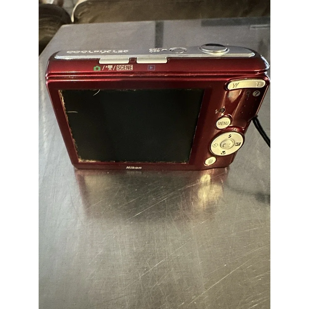 Nikon‎ Coolpix L20 Red 10MP Digital Camera In Original Box - PARTS ONLY